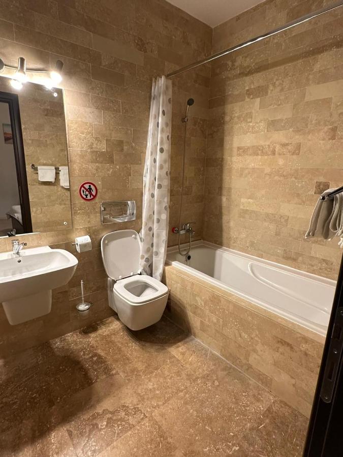 Apartament Otopeni Bagian luar foto