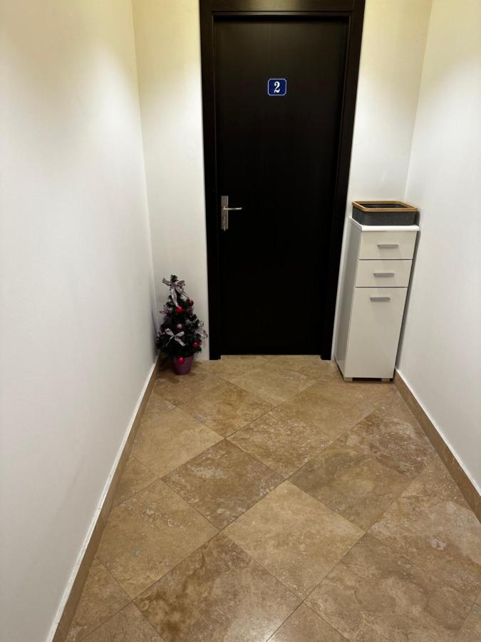 Apartament Otopeni Bagian luar foto